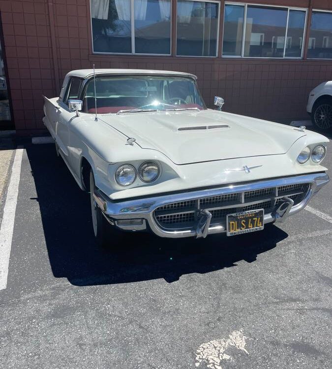 Ford-Thunderbird-1960-1