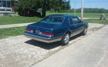 Ford-Thunderbird-1986-3