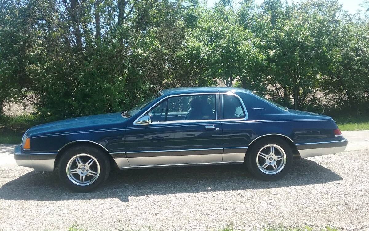 Ford-Thunderbird-1986-6