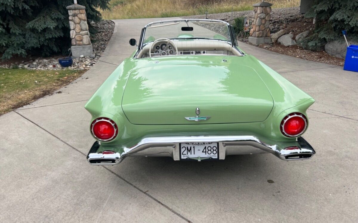 Ford-Thunderbird-Cabriolet-1957-6