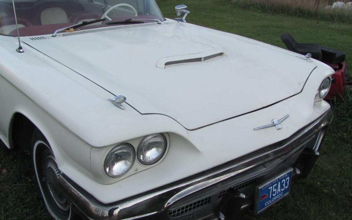 Ford-Thunderbird-coupe-1960-1