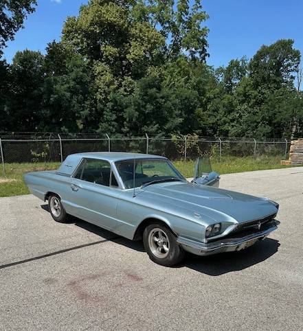 Ford-Thunderbird-coupe-1966