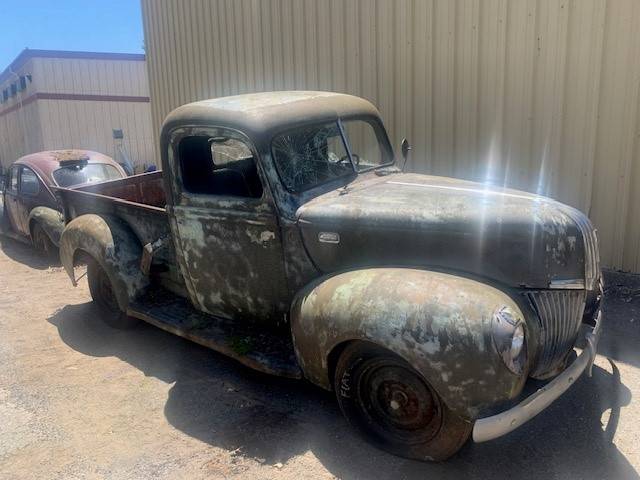 Ford-Truck-1941-9