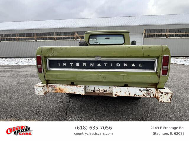 International-Harvester-110-Series-1971-10