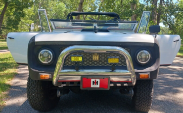 International-Harvester-Scout-SUV-1965-8