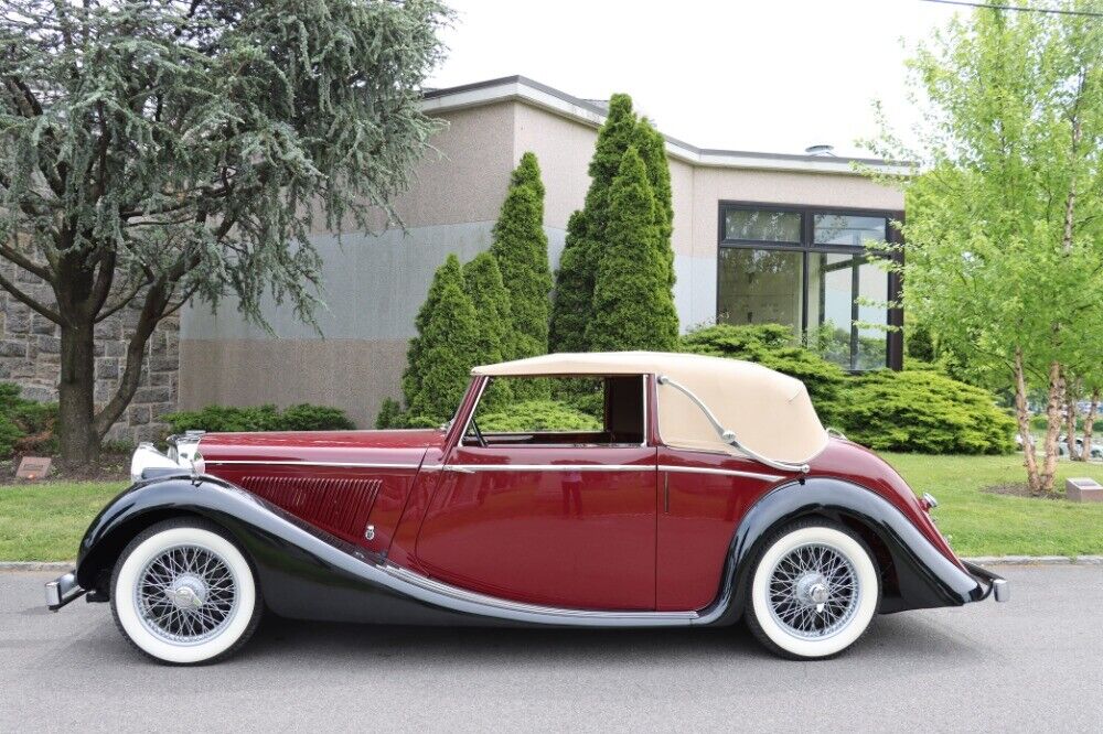 Jaguar-MK-IV-3-12-Litre-1948-3