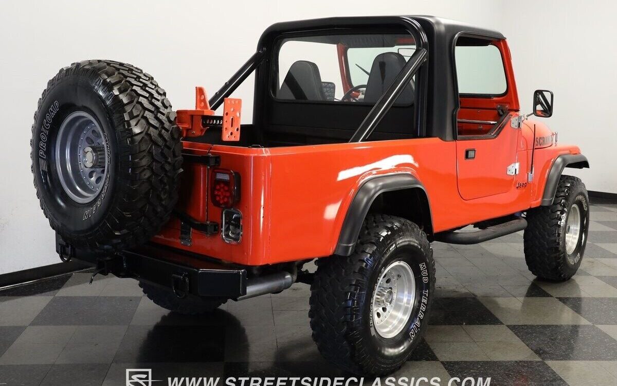 Jeep-CJ-1982-11