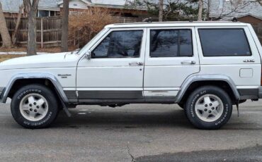 Jeep-Cherokee-1988-15