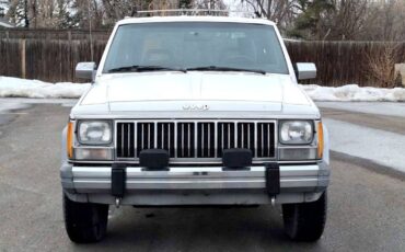 Jeep-Cherokee-1988