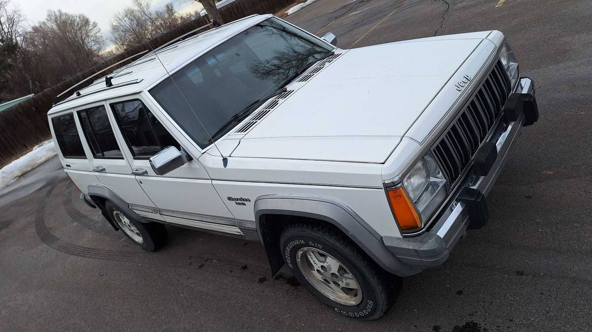 Jeep-Cherokee-1988-7