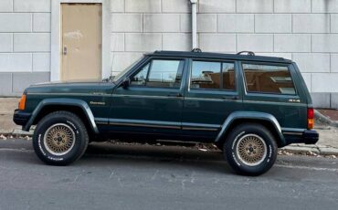 Jeep-Cherokee-1991-2