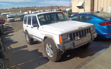 Jeep-Cherokee-laredo-1990-3