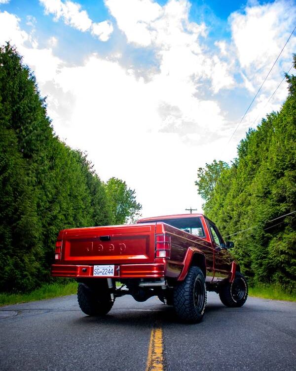 Jeep-Comanche-1987-1