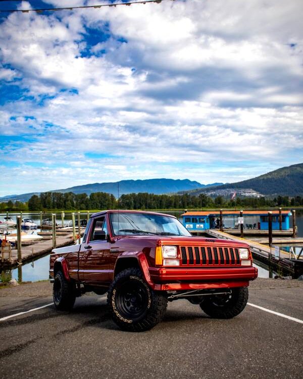 Jeep-Comanche-1987