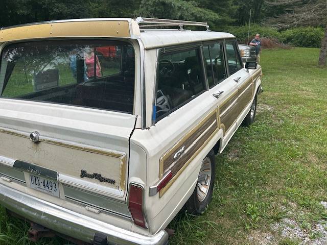 Jeep-Wagoneer-1978-5