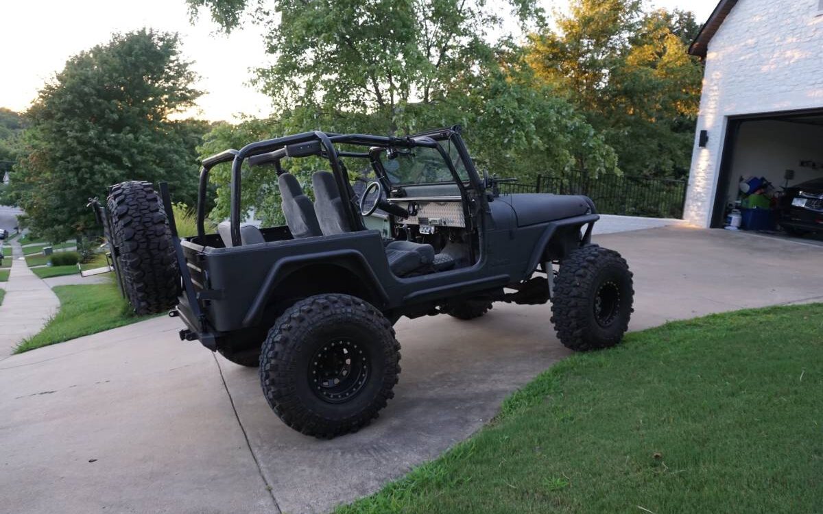 Jeep-Wrangler-yj-1988-8