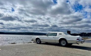 Lincoln-Continental-mark-iv-1976-17