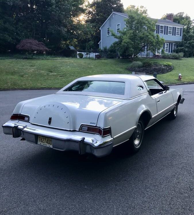 Lincoln-Continental-mark-iv-1976-19