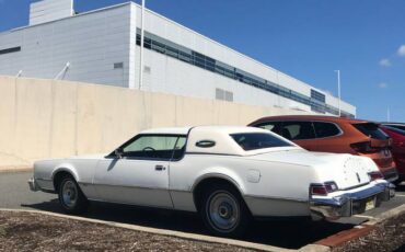 Lincoln-Continental-mark-iv-1976-2