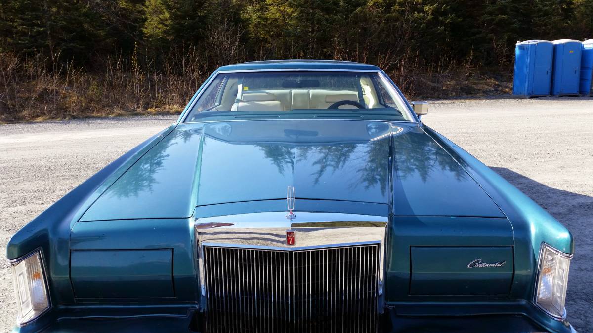 Lincoln-Continental-mark-v-1979-3