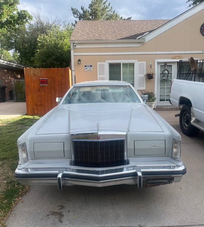 Lincoln-Continental-mark-v-1979-4