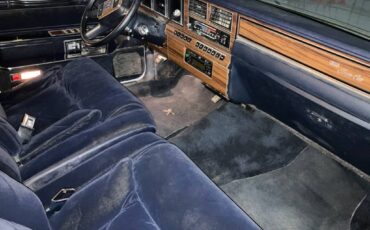 Lincoln-Town-car-signature-1988-2