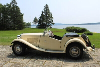 MG-TD-Cabriolet-1951-2