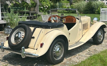 MG-TD-Cabriolet-1951-4