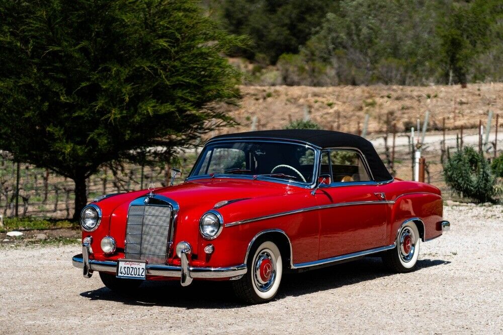 Mercedes-Benz 200-Series  1960 à vendre