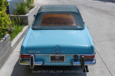 Mercedes-Benz-250SL-1967-10