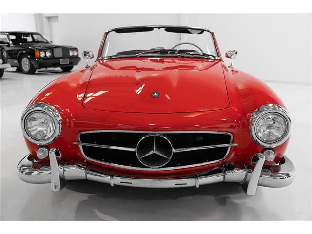 Mercedes-Benz-SL-Class-Cabriolet-1960-3