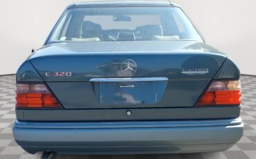 Mercedes-benz-benz-e320-1994-2