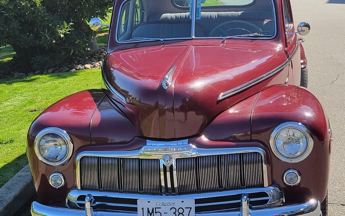 Mercury-6-Passenger-Coupe-Coupe-1947-1