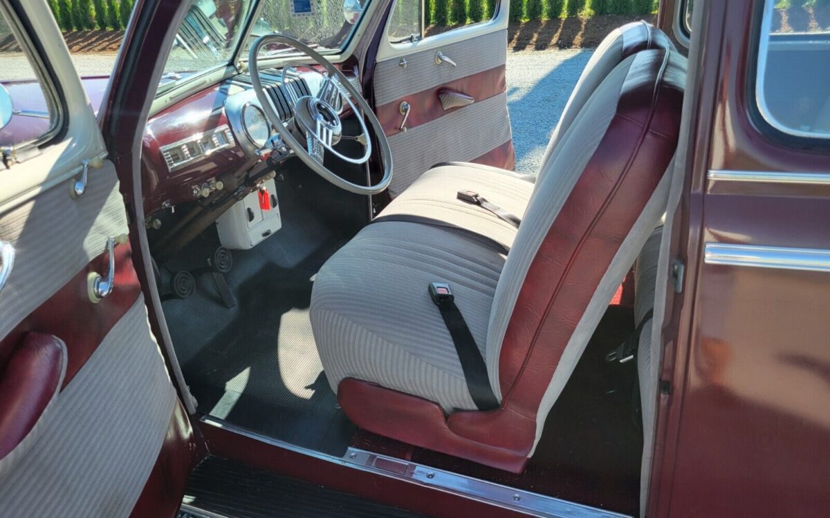 Mercury-6-Passenger-Coupe-Coupe-1947-2