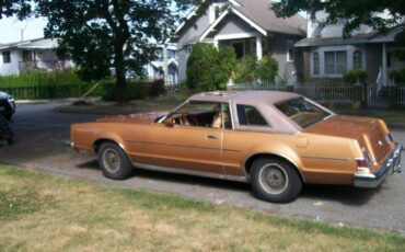 Mercury-Cougar-xr7-1977