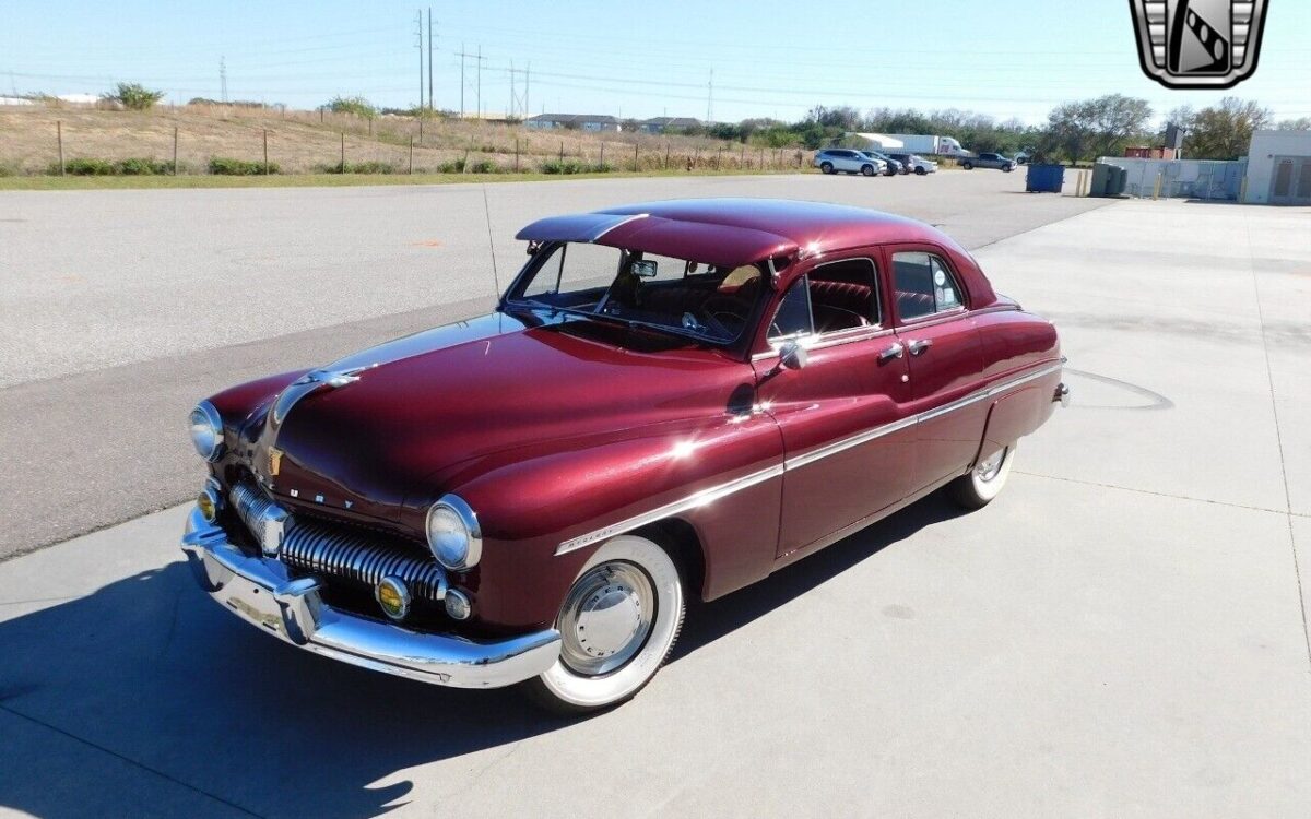 Mercury-Eight-1949-10