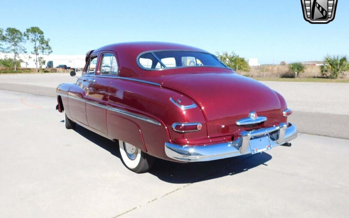 Mercury-Eight-1949-8