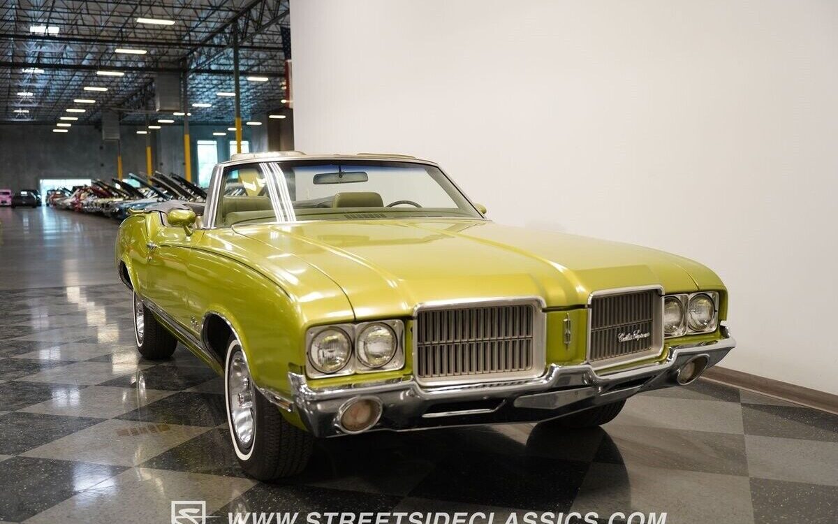 Oldsmobile-Cutlass-1971-11