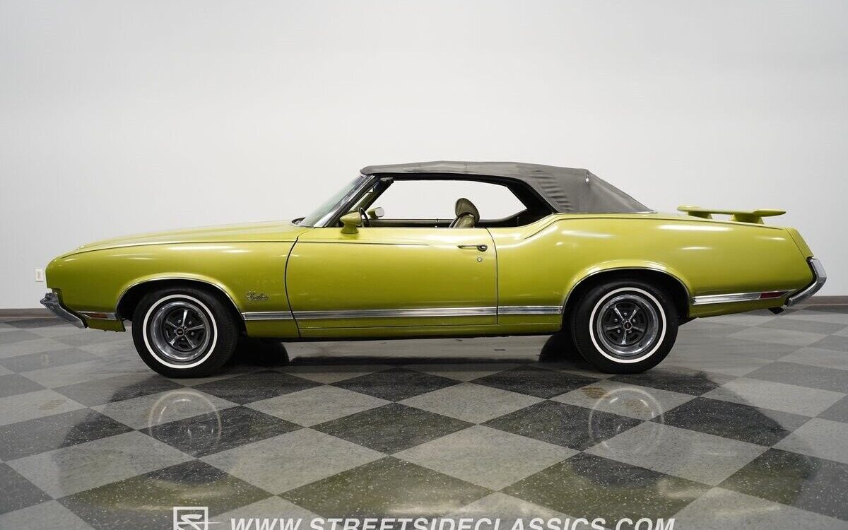 Oldsmobile-Cutlass-1971-2