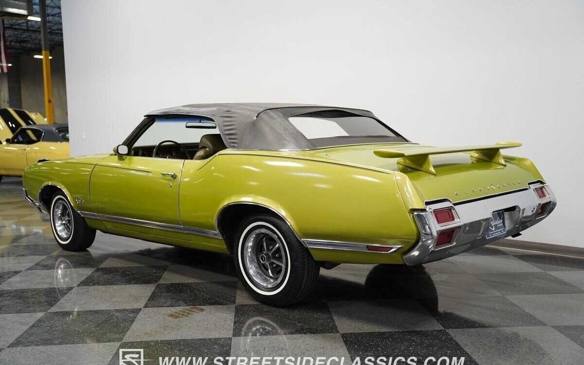 Oldsmobile-Cutlass-1971-9