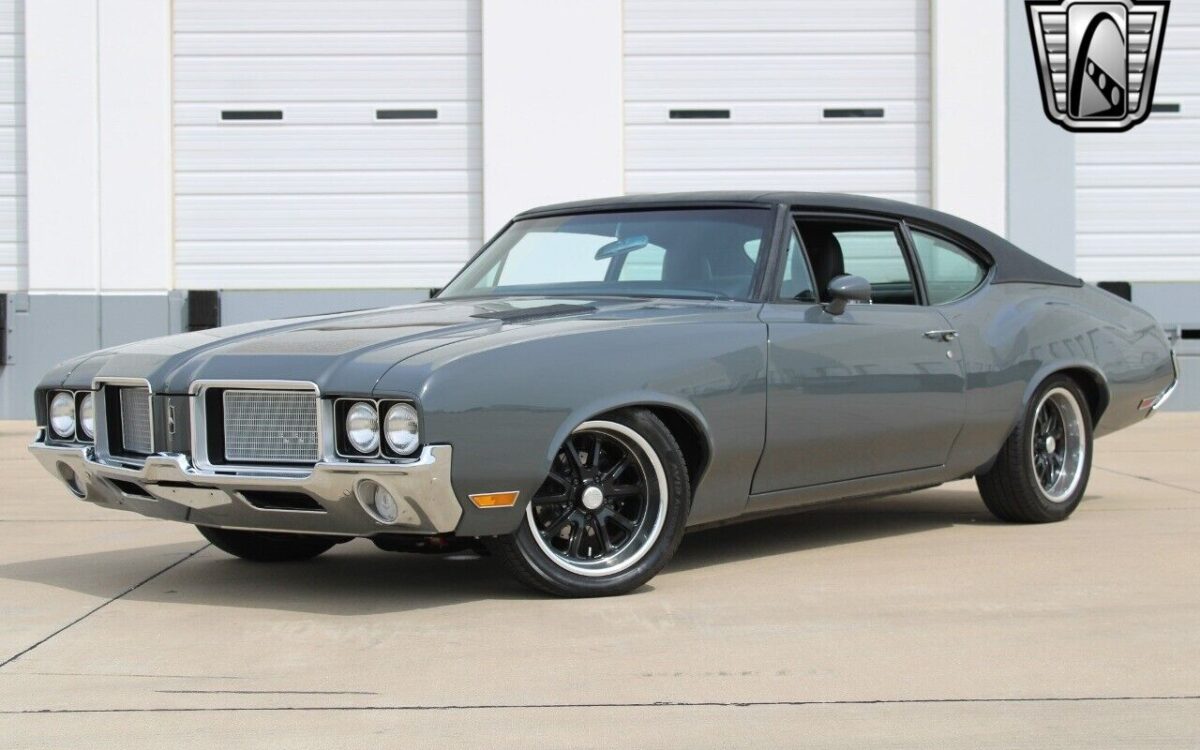 Oldsmobile-Cutlass-1972-2