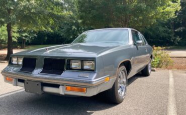 Oldsmobile-Cutlass-442-1986-6