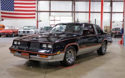 Oldsmobile Cutlass Coupe 1983 à vendre