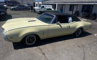 Oldsmobile-Cutlass-convertible-1968-2