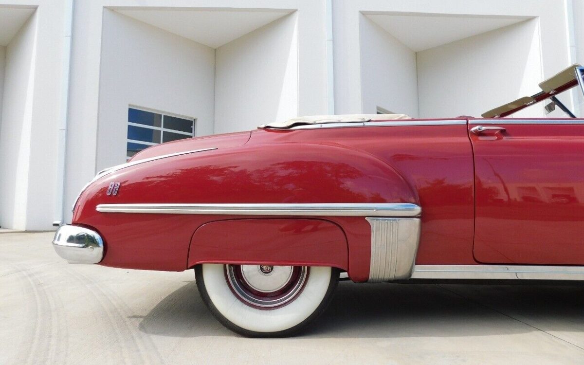 Oldsmobile-Eighty-Eight-Cabriolet-1949-11