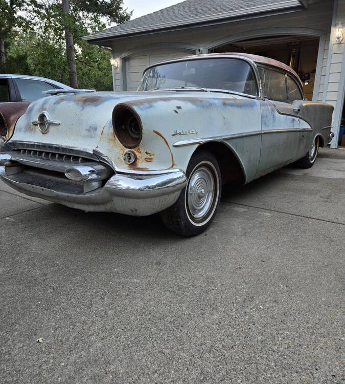 Oldsmobile-Holiday-98-1955-5