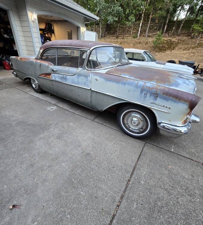 Oldsmobile-Holiday-98-1955-7