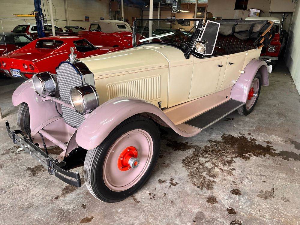 Packard-Pheaton-1926-16