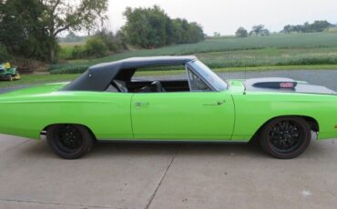 Plymouth-Road-Runner-Cabriolet-1969-2