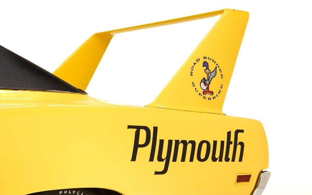 Plymouth-Superbird-1970-10